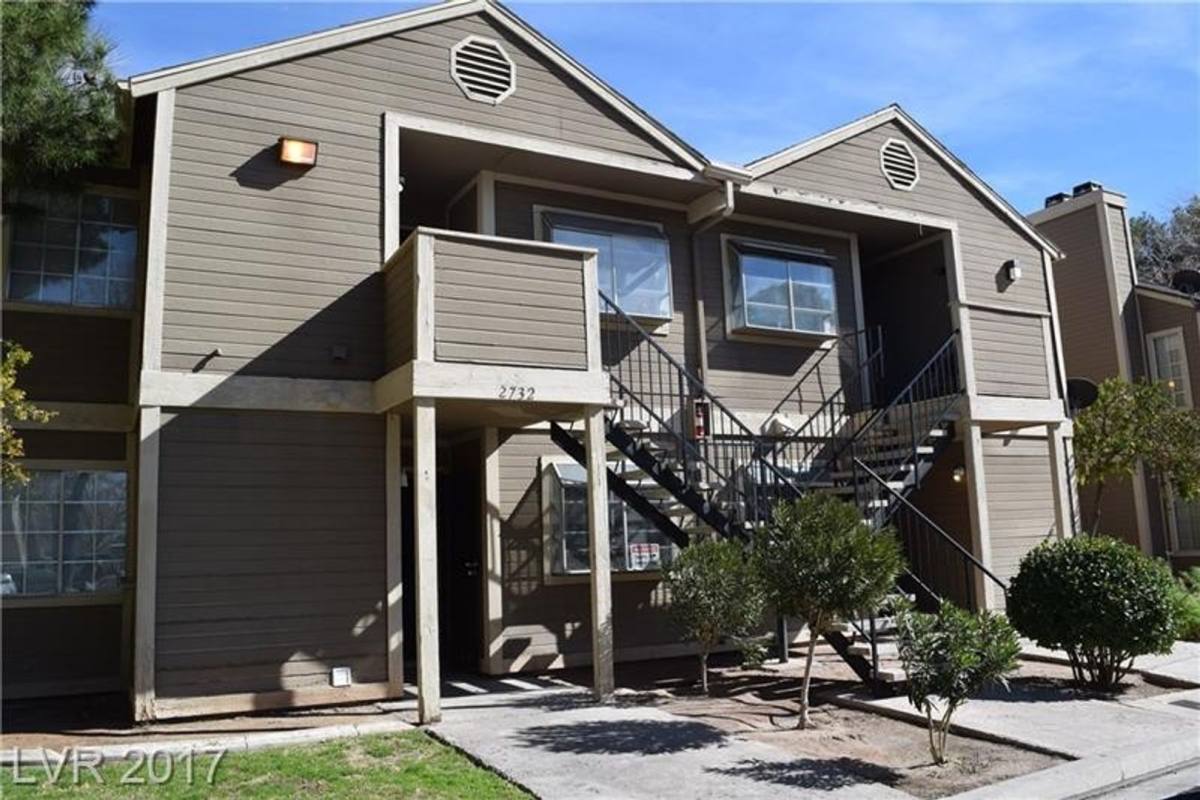 Apartment for rent at 2732 Alicialynn Way, Las Vegas, NV 89121