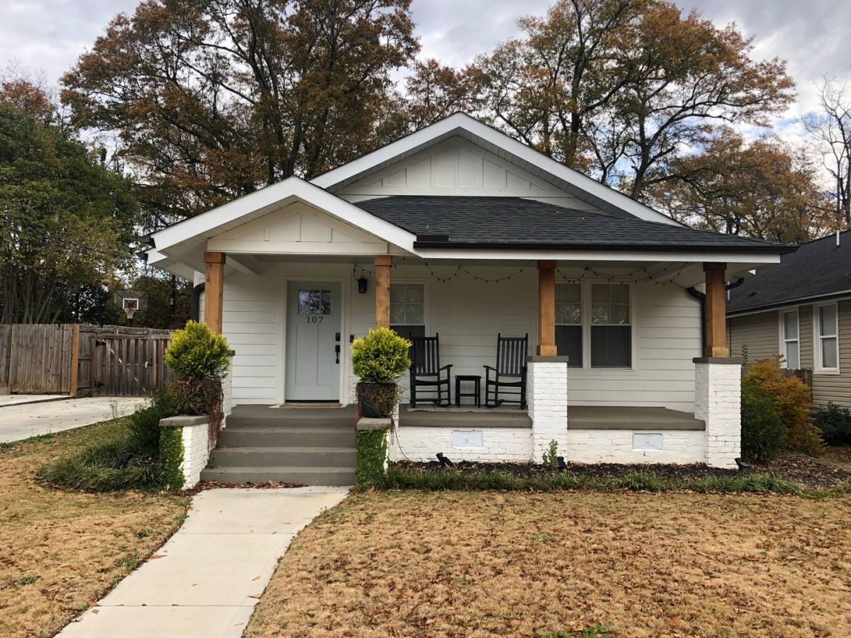 House for rent at 107 Ladson St, Greenville, SC 29605