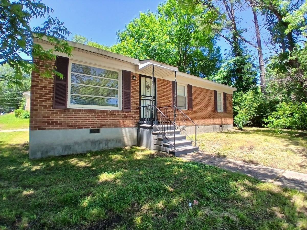 House for rent at 3159 Overton Crossing St, Memphis, TN 38127