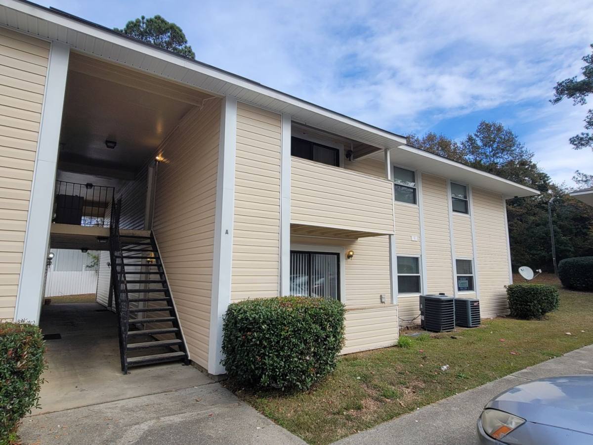 Apartment for rent at 1401 Elmtree Rd, Columbia, SC 29209