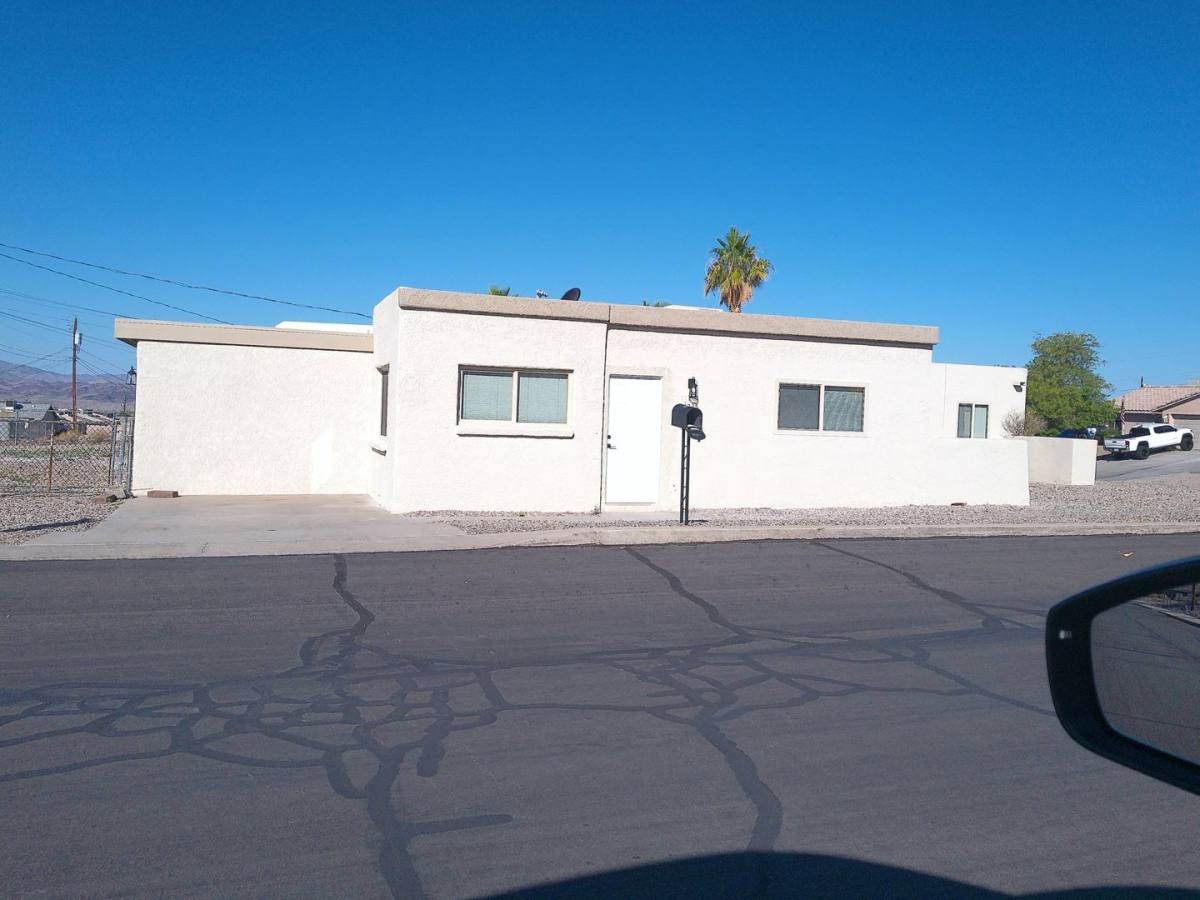 Townhouse for rent at 1235 Pawnee Dr, Lake Havasu City, AZ 86406