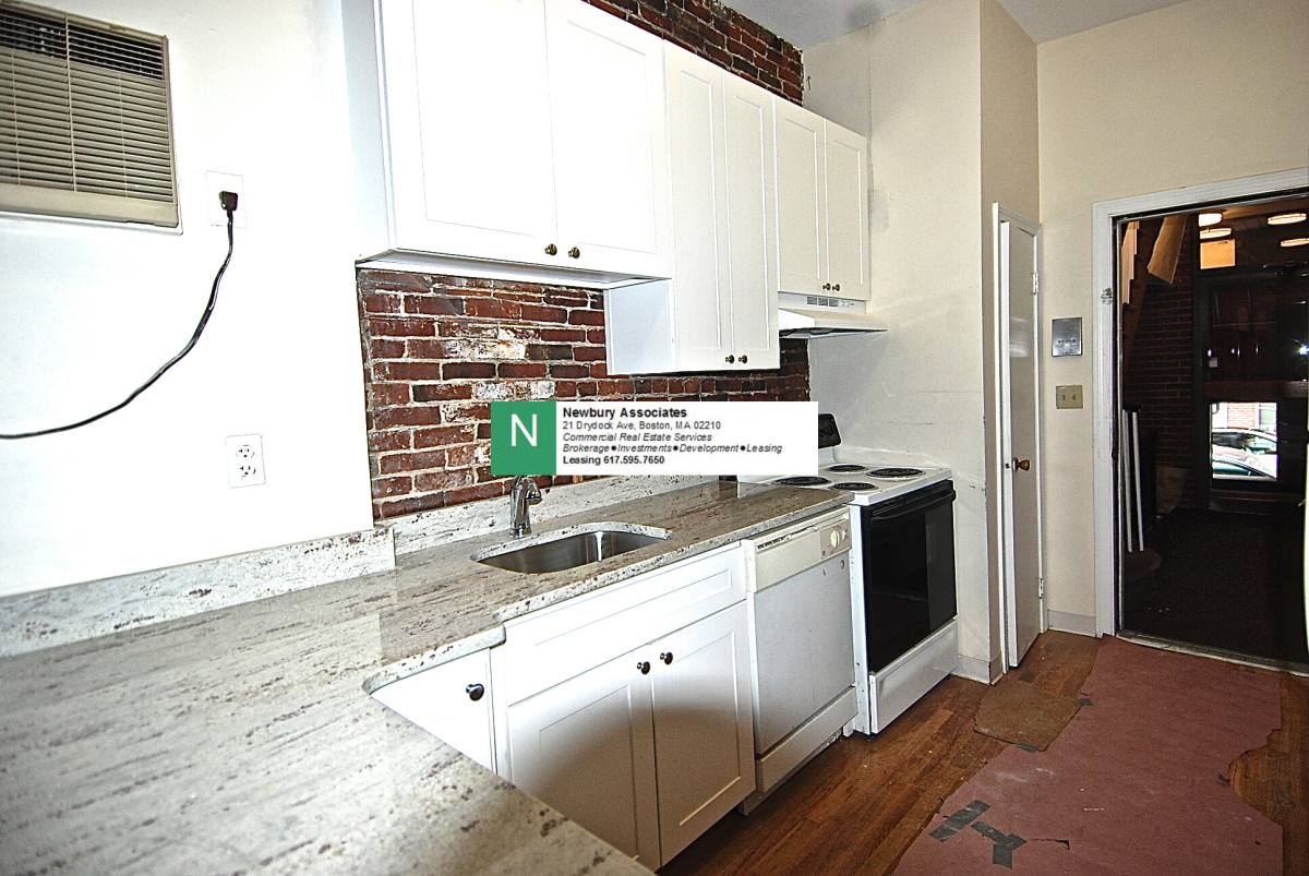 Apartment for rent at 99 Hudson St #B, Boston, MA 02111