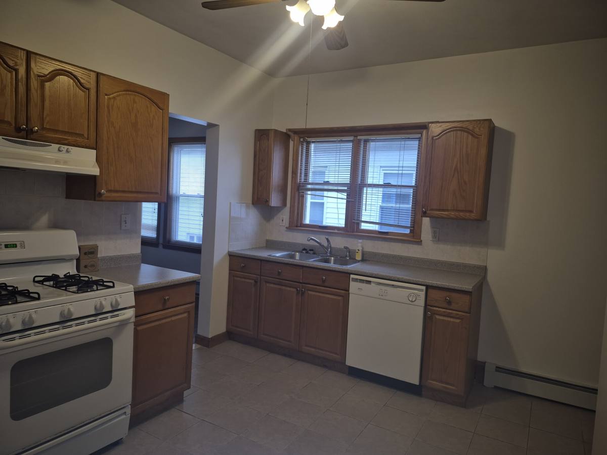 House for rent at 105 Third St #2, Medford, MA 02155