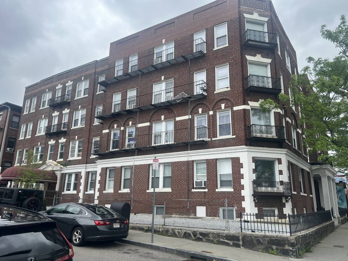 Apartment for rent at 178 Brighton Ave, Allston, MA 02134