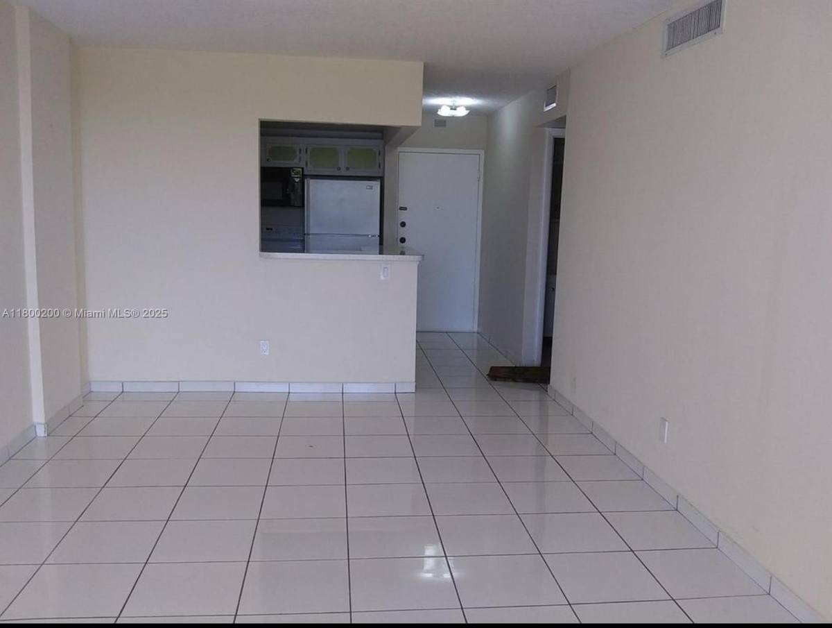 Condo for rent at 1465 NE 123rd St #412, Miami, FL 33161