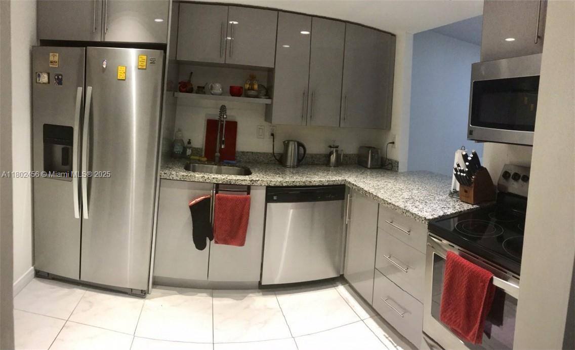 Apartment for rent at 1000 Parkview Dr #226, Hallandale, FL 33009