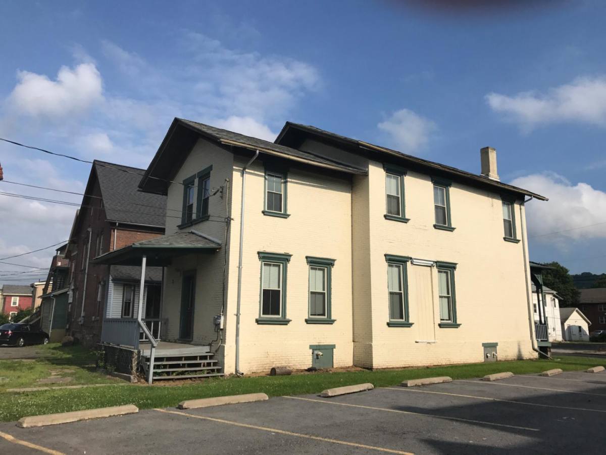 House for rent at 923 Vine Ave #BR 1, Williamsport, PA 17701