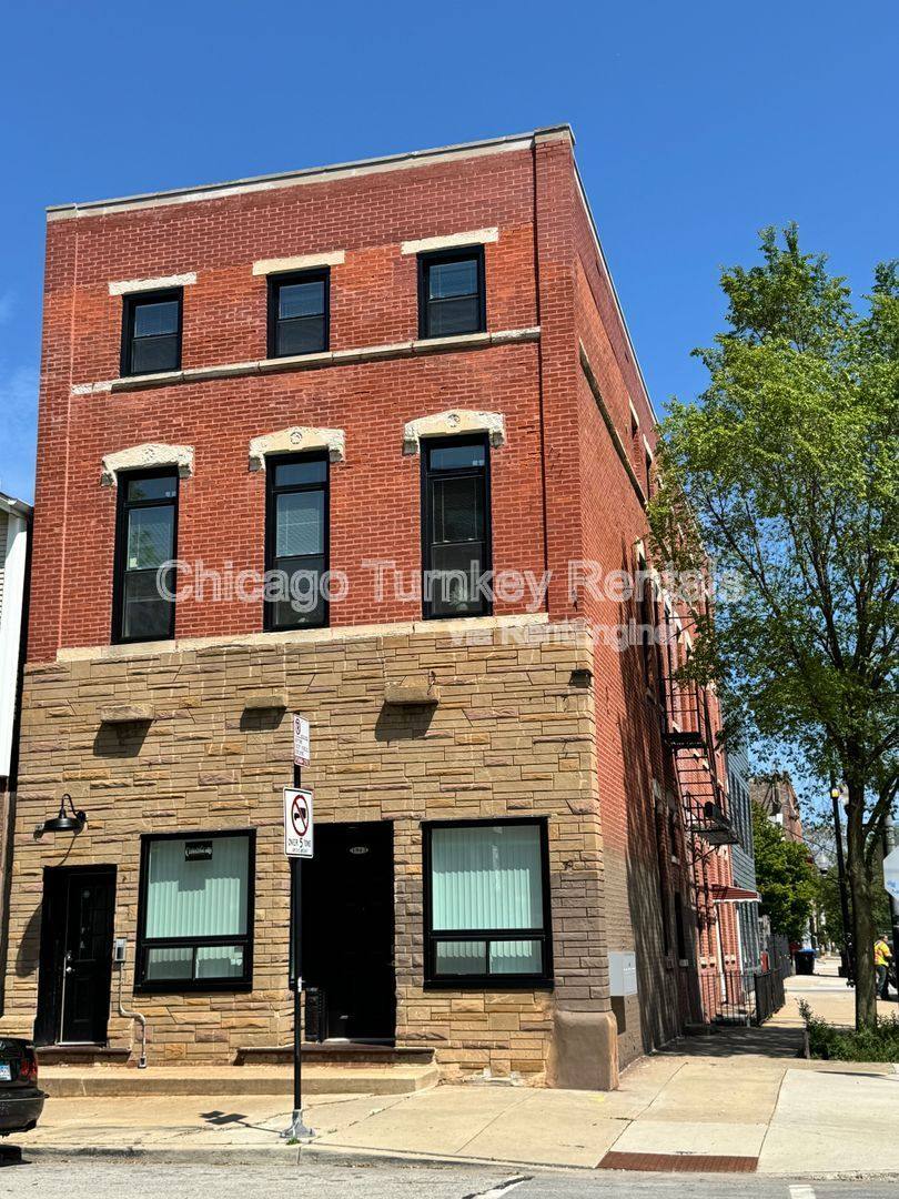 Apartment for rent at 1943 S May St, Chicago, IL 60608