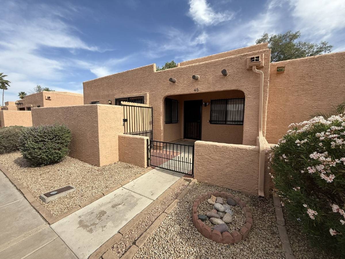 Townhouse for rent at 8940 W Olive #46, Peoria, AZ 85345
