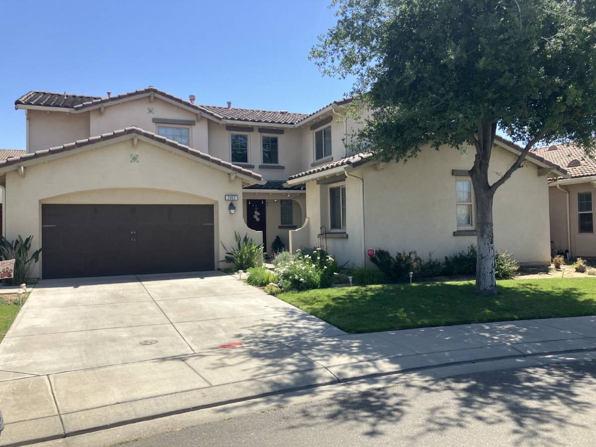 House for rent at 2052 De La Guerra Way, Atwater, CA 95301