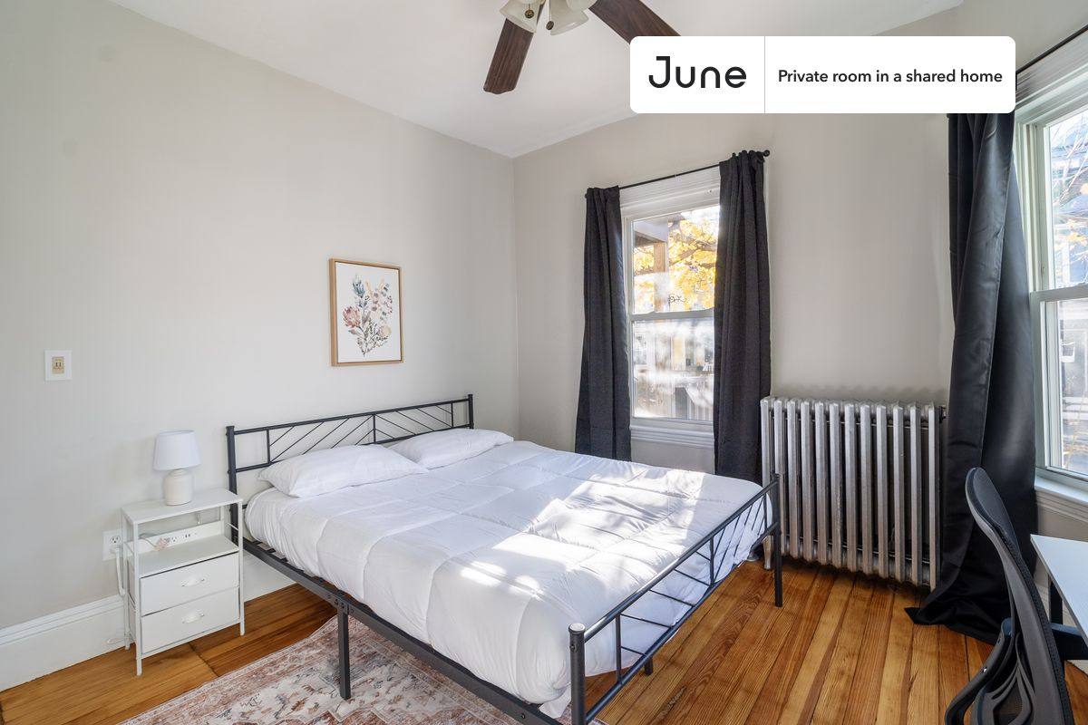 Apartment for rent at 41 Brook St, Brookline, MA 02445
