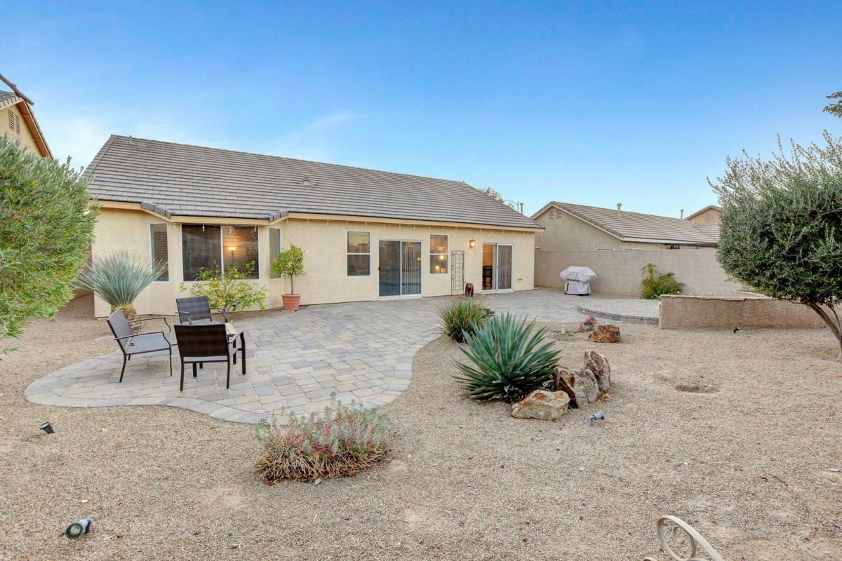 House for rent at 1360 Temporale Dr, Henderson, NV 89052