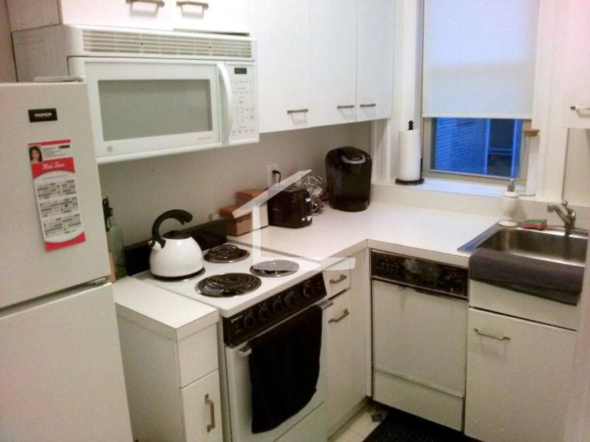 Apartment for rent at 85 Antwerp St, Brighton, MA 02135