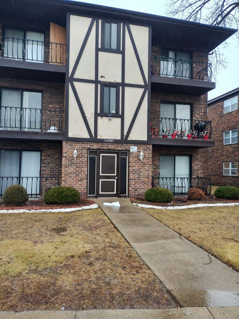 Apartment for rent at 14001 S Torrence Ave, Chicago, IL 60633