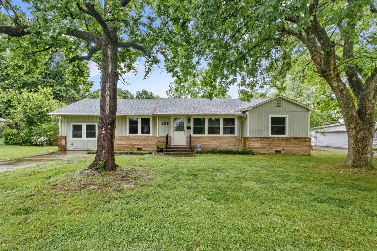House for rent at 309 Michael St, Springdale, AR 72764