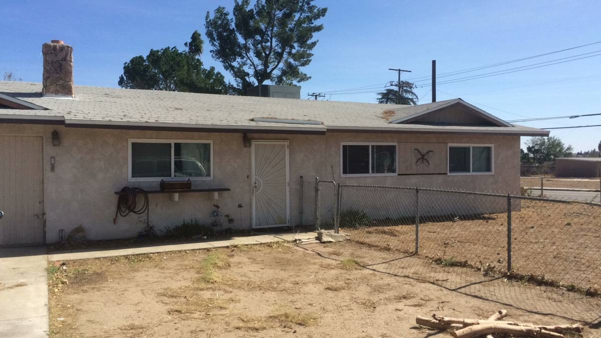 House for rent at 1128 W 48th St, San Bernardino, CA 92407