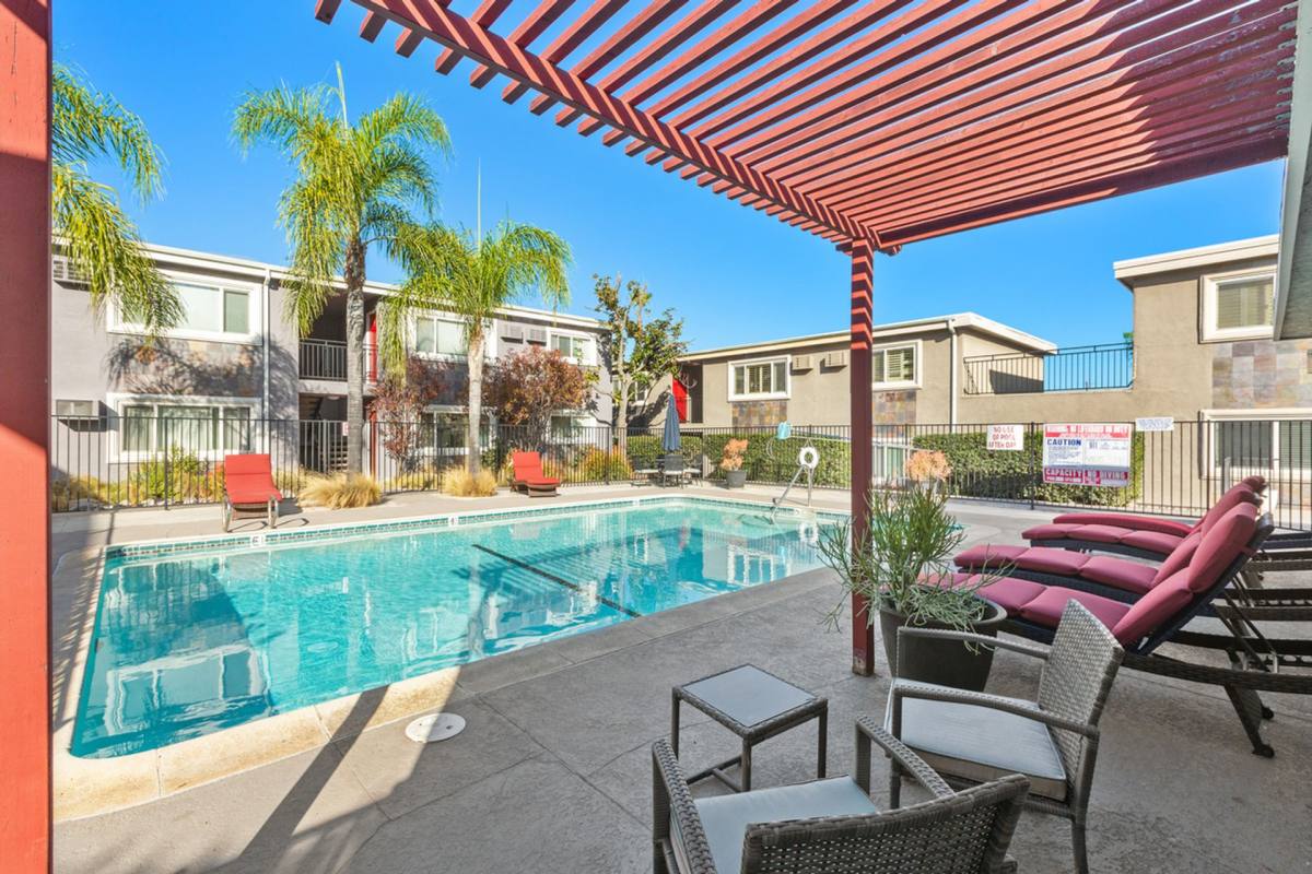 Apartment for rent at 725 Washington Heights Rd, El Cajon, CA 92019