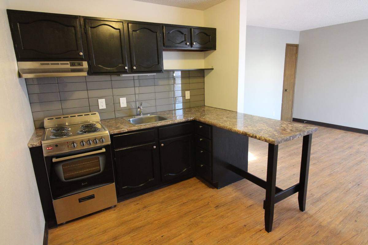 Apartment for rent at 1106-1110 Kent Circle, Waterloo, IA 50701