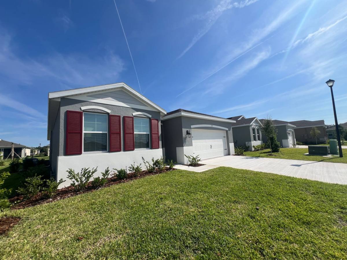 House for rent at 335 Barebow Lane, Ormond Beach, FL 32174