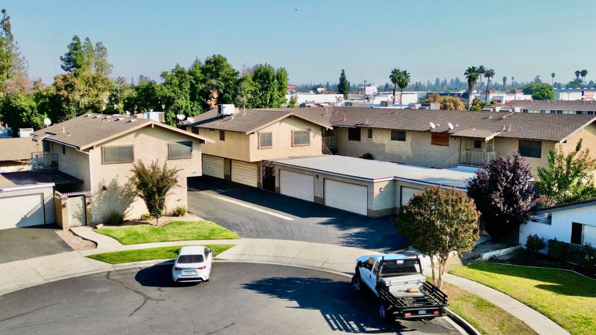 Apartment for rent at 1533 E Austin Way #203, Fresno, CA 93704