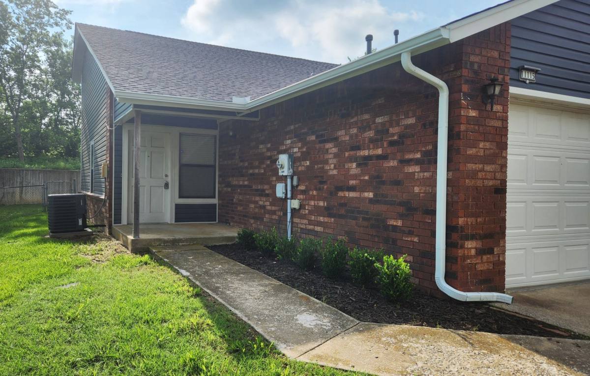 House for rent at 11115 S Date St, Jenks, OK 74037