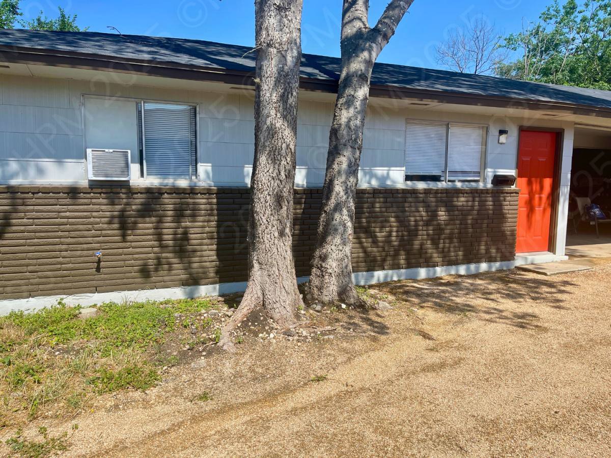 House for rent at 813 John Adams, San Antonio, TX 78228