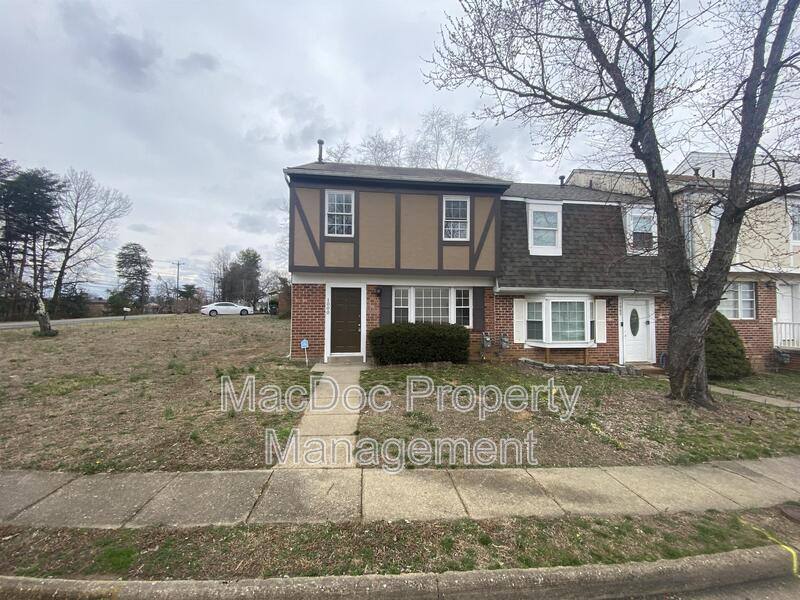 Townhouse for rent at 1000 James Madison Circle, Fredericksburg, VA 22405