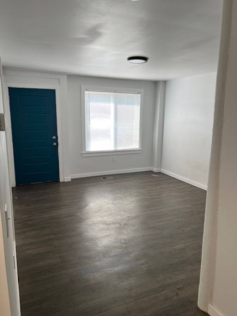 Apartment for rent at 3748-3754 Minnesota, Saint Louis, MO 63118
