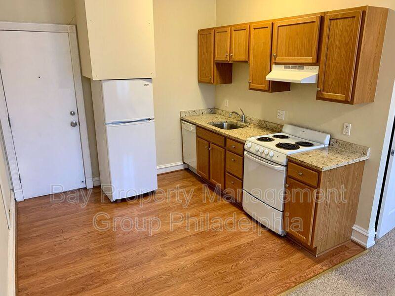 Apartment for rent at 4439 Chestnut St #3F, Philadelphia, PA 19104
