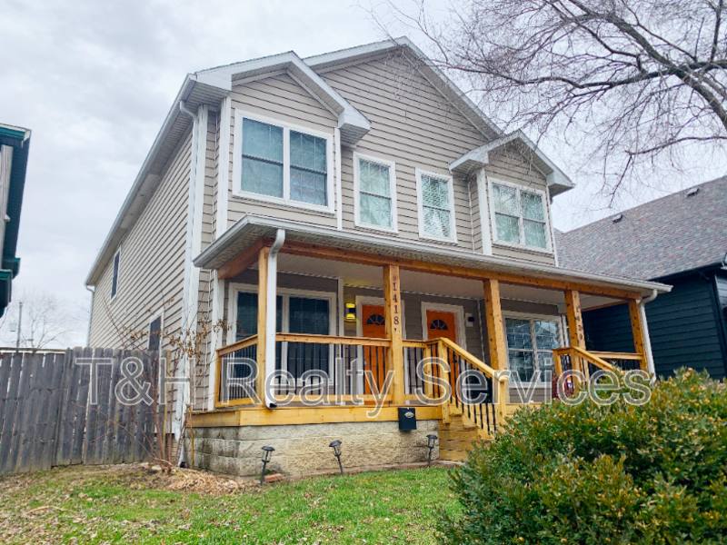 Townhouse for rent at 1418 E New York St, Indianapolis, IN 46201