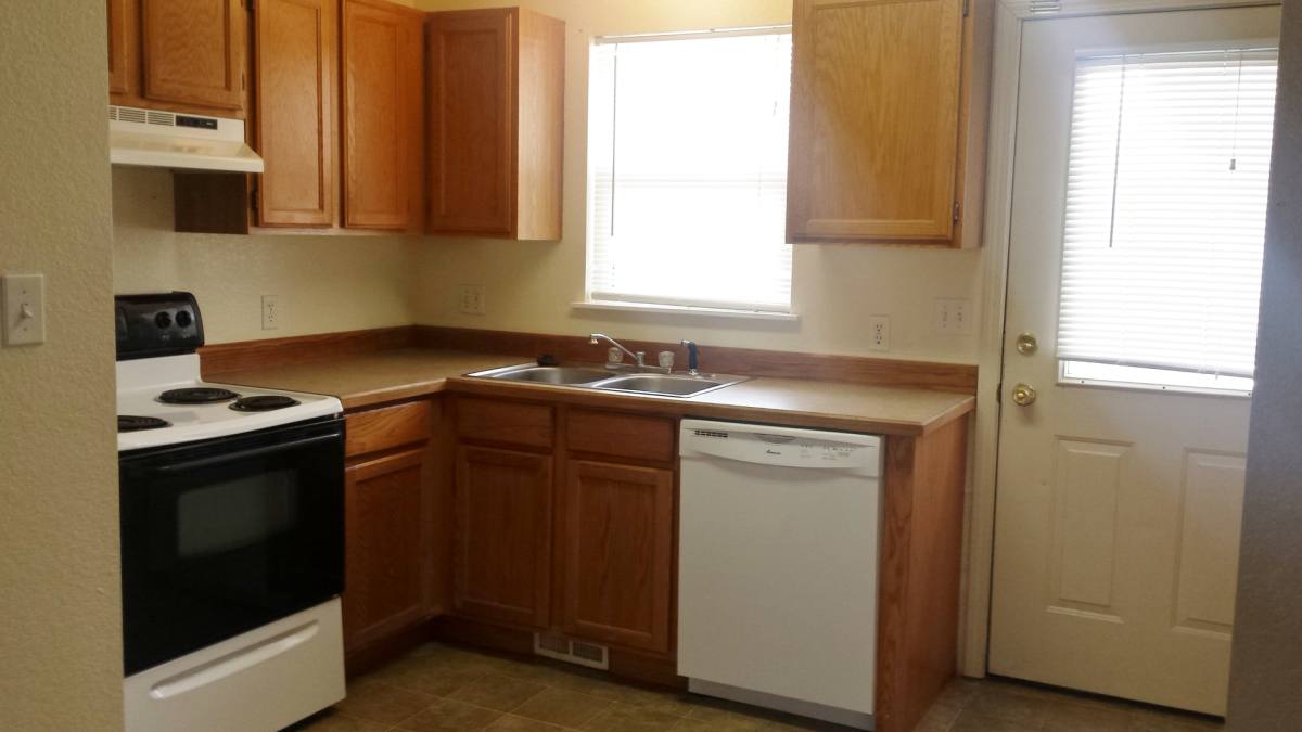 Apartment for rent at 310 S Ivy St, Nampa, ID 83686
