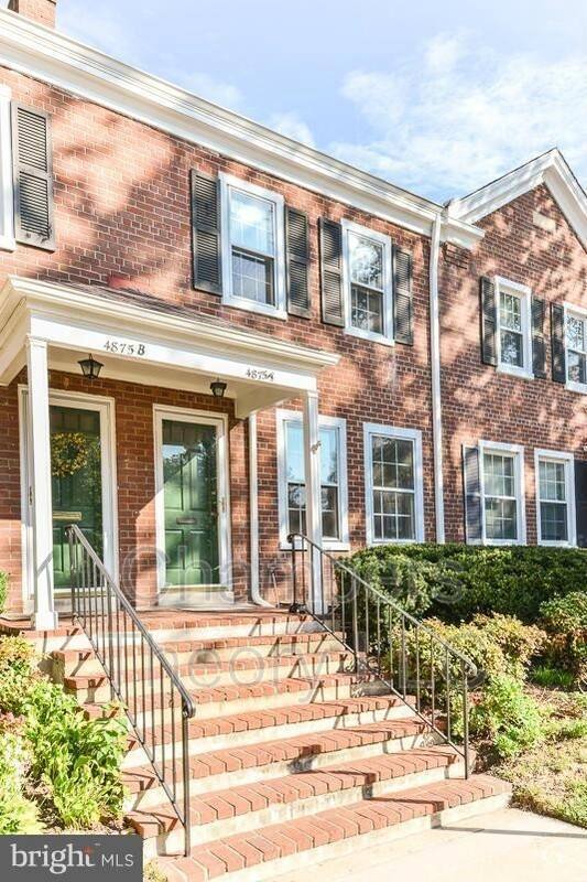 Townhouse for rent at 4875 28th St S #A, Arlington, VA 22206