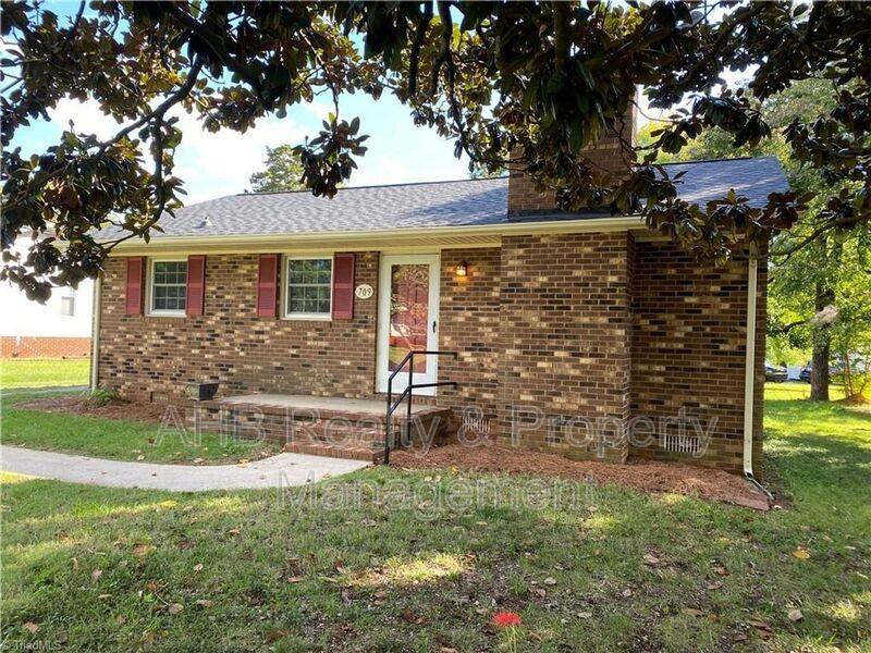 House for rent at 709 Vanderford St, Burlington, NC 27215