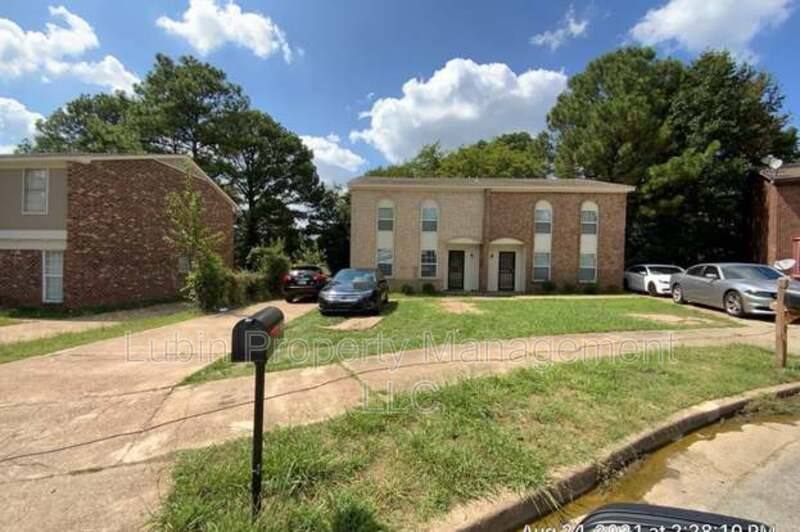 Townhouse for rent at 3759 Maple Leaf Cove, Memphis, TN 38115