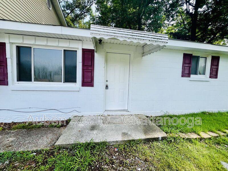 Apartment for rent at 564 Julian Rd, Ringgold, GA 30736