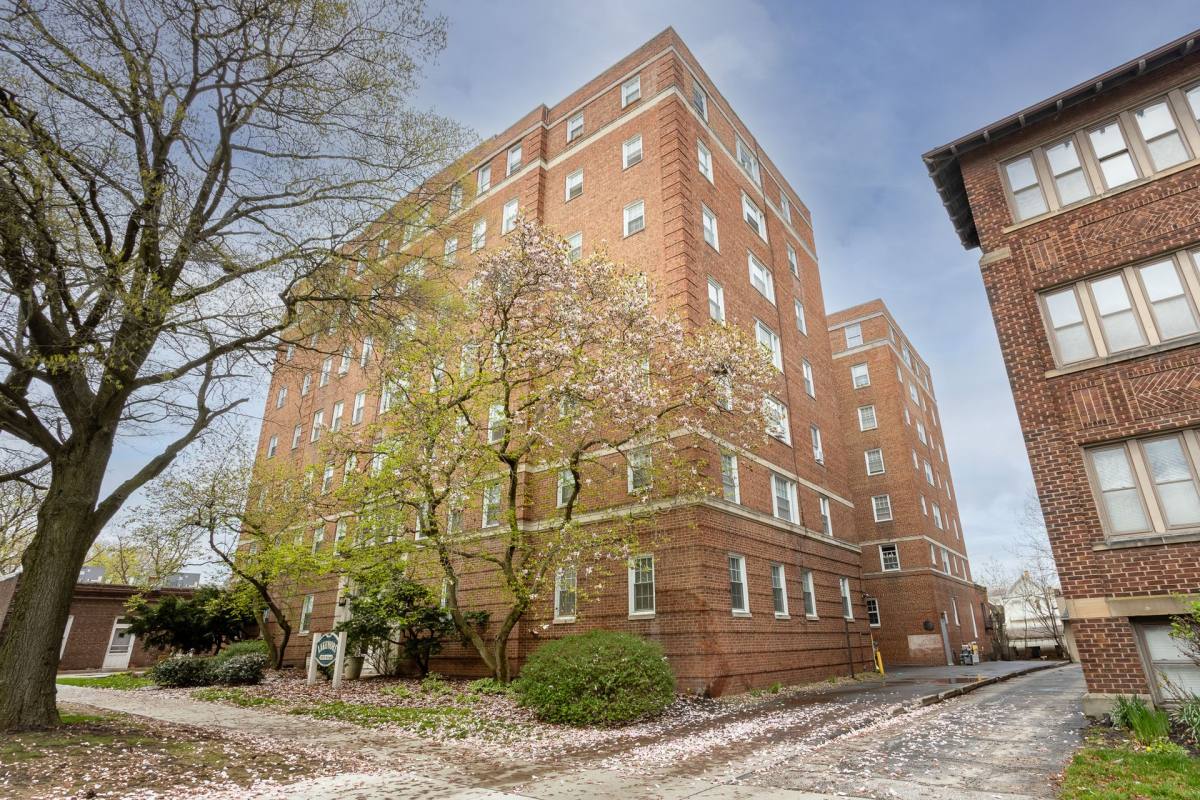 Apartment for rent at 2680 N Moreland Blvd, Cleveland, OH 44120