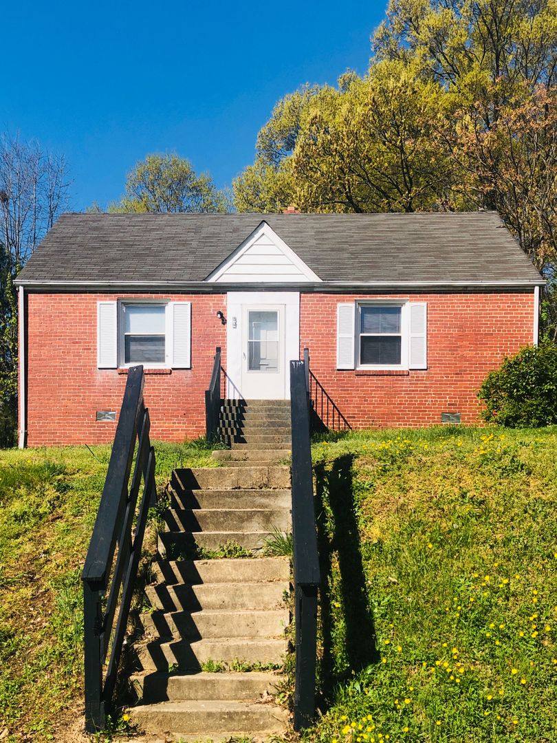 House for rent at 1513 Drewry St, Richmond, VA 23224