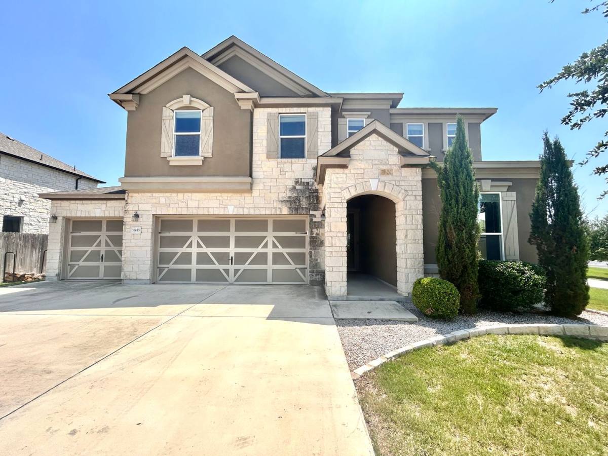 House for rent at 31455 Kingsway Rd, Georgetown, TX 78628