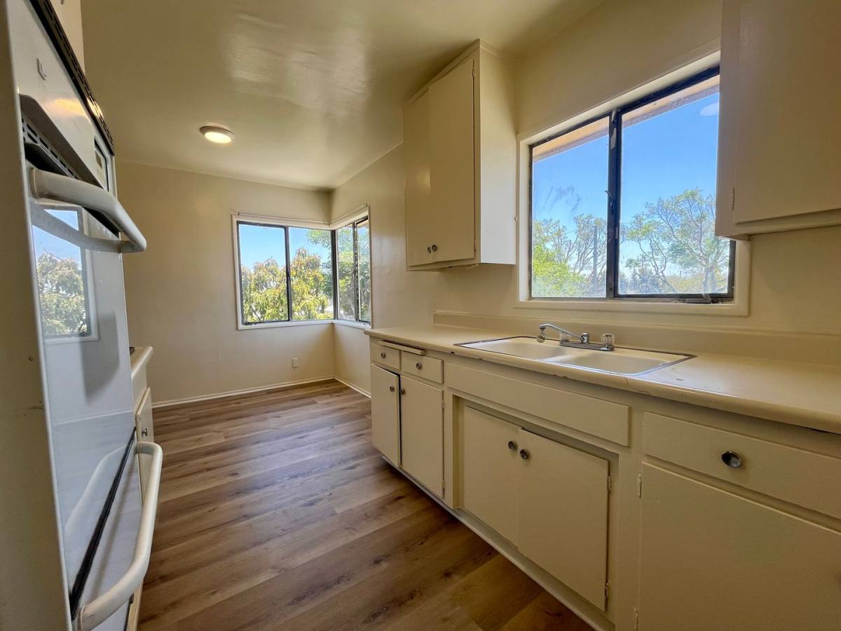 Apartment for rent at 2717 W Rosecrans Ave, Gardena, CA 90249