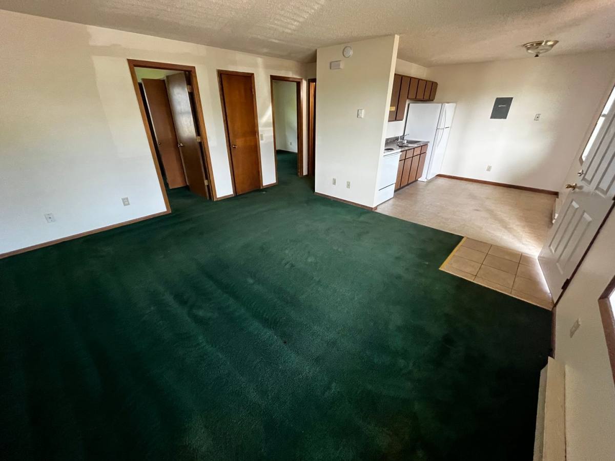 Apartment for rent at 970 W Hamilton Ave, Eau Claire, WI 54701