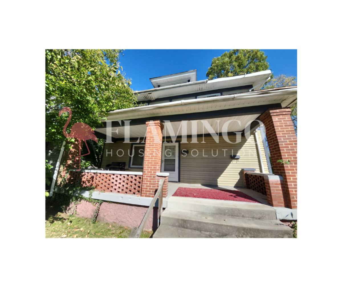 Apartment for rent at 237 Lexington Ave, Dayton, OH 45402