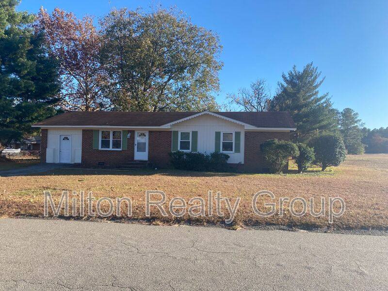 House for rent at 54 Rolling Spring Dr, Spring Lake, NC 28390