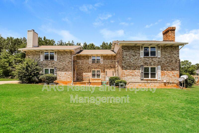 Townhouse for rent at 2140 Fairway Court SE #A, Conyers, GA 30013