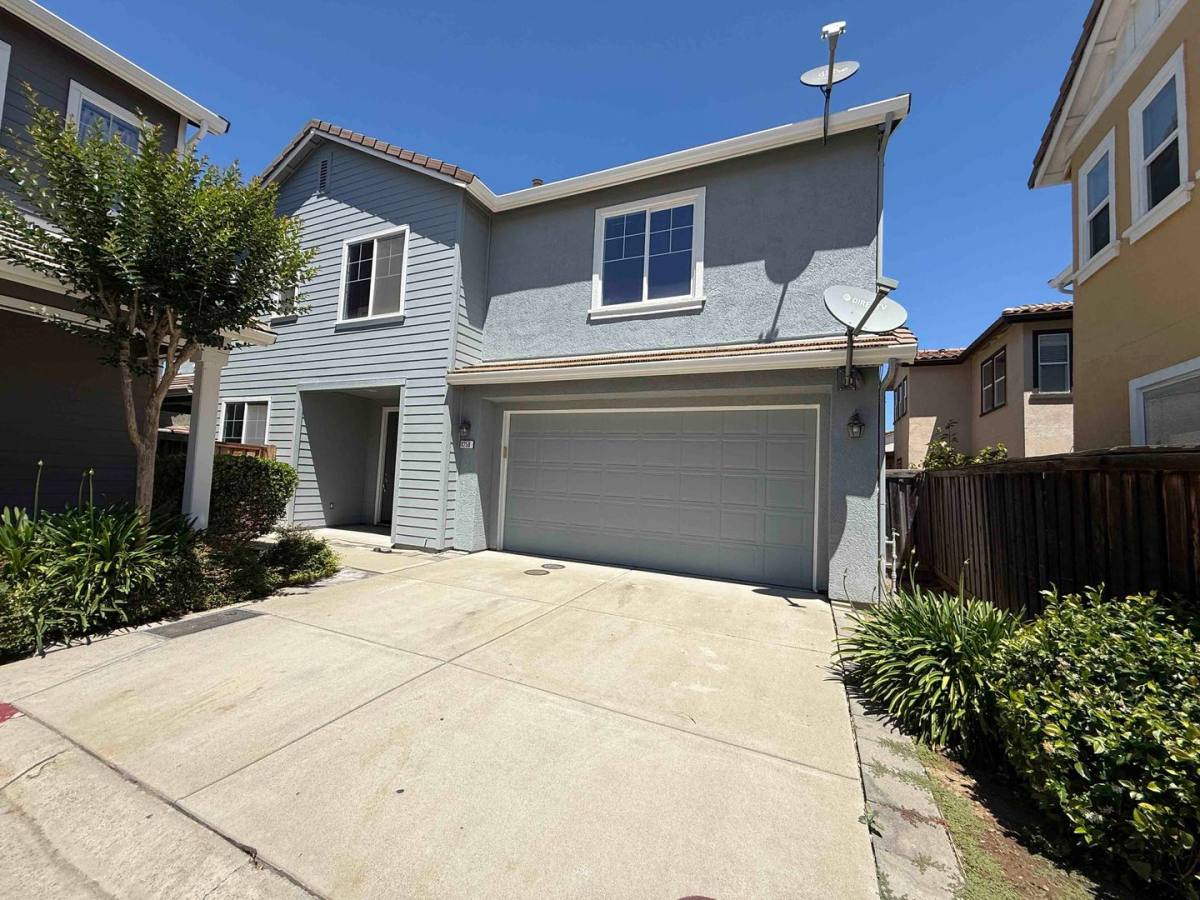 House for rent at 8258 Crystal Walk Circle, Elk Grove, CA 95758