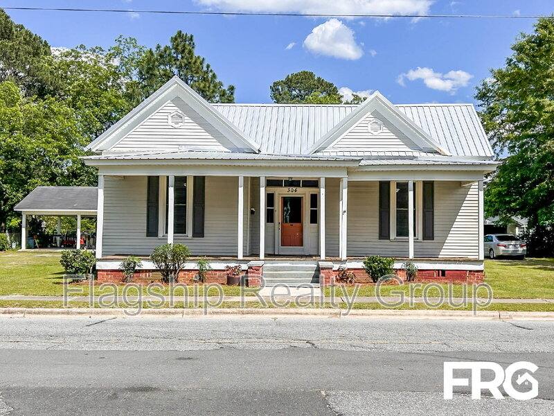 House for rent at 304 N Caswell St, La Grange, NC 28551