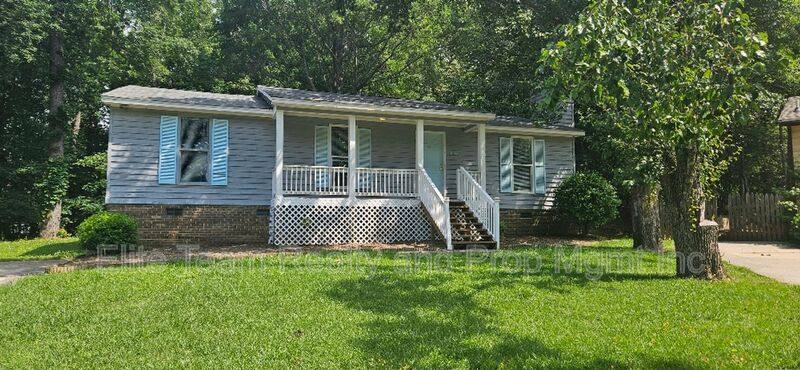 House for rent at 8106 Tamalpais Court, Charlotte, NC 28215
