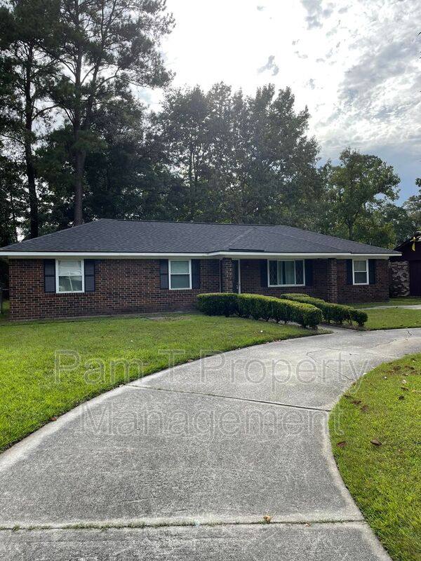 Apartment for rent at 211 Holiday Dr, Savannah, GA 31419