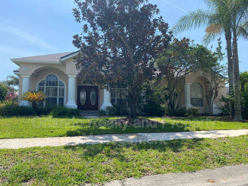 House for rent at 13744 Crystal River Dr, Orlando, FL 32828