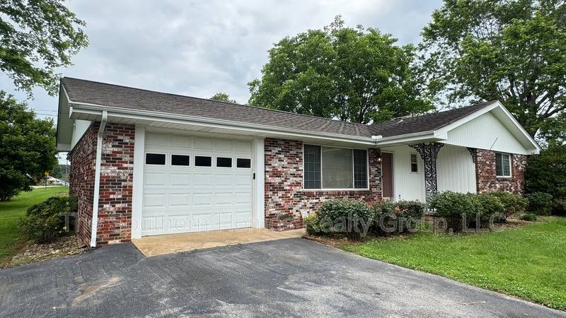 House for rent at 101 Hickory Lane, Sweetwater, TN 37874