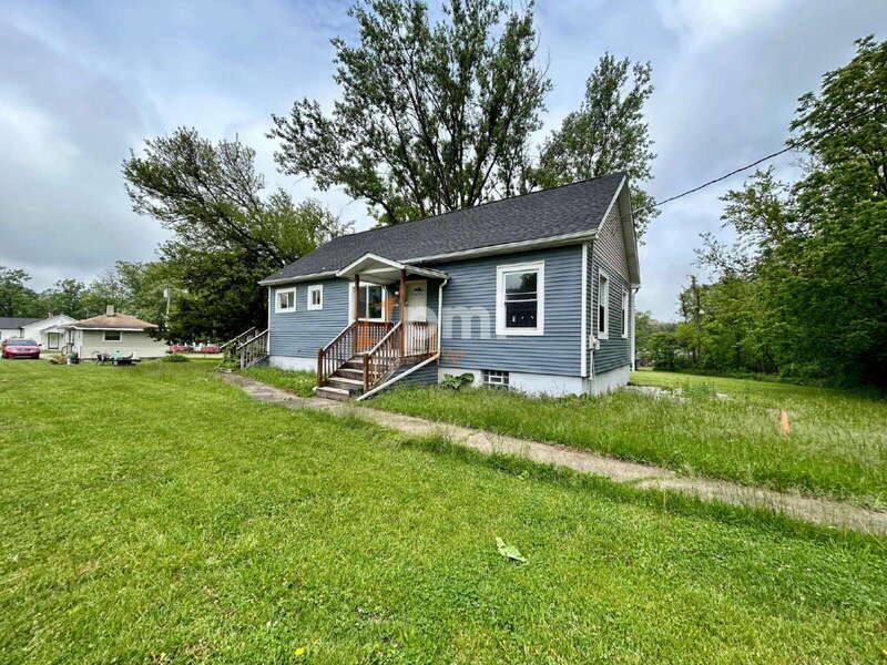 House for rent at 13328 Edison St, Cedar Lake, IN 46303